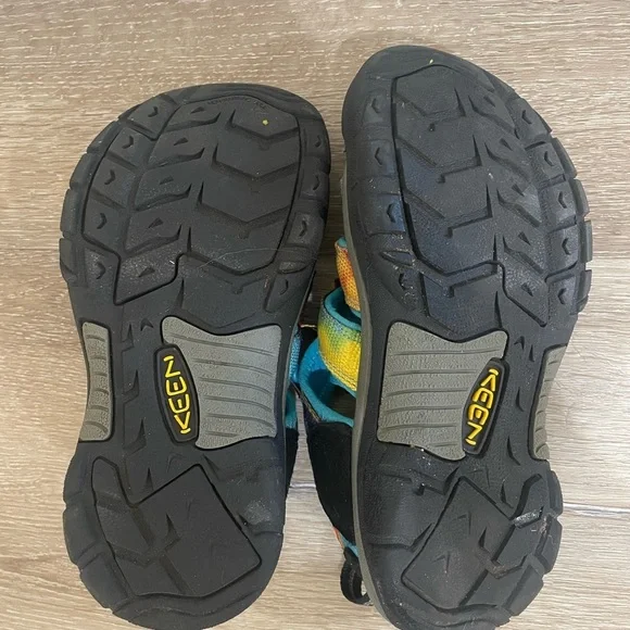 Keen Newport Tie Dye Rainbow Kids Outdoor Water Quick Dry Shoes - Picture 12 of 16